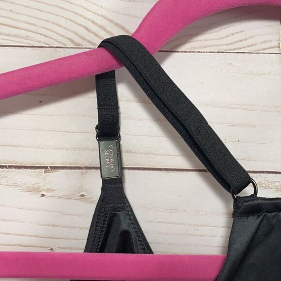 Victoria’s Secret Side Mesh Black Satin Bralette - Picture 10 of 15